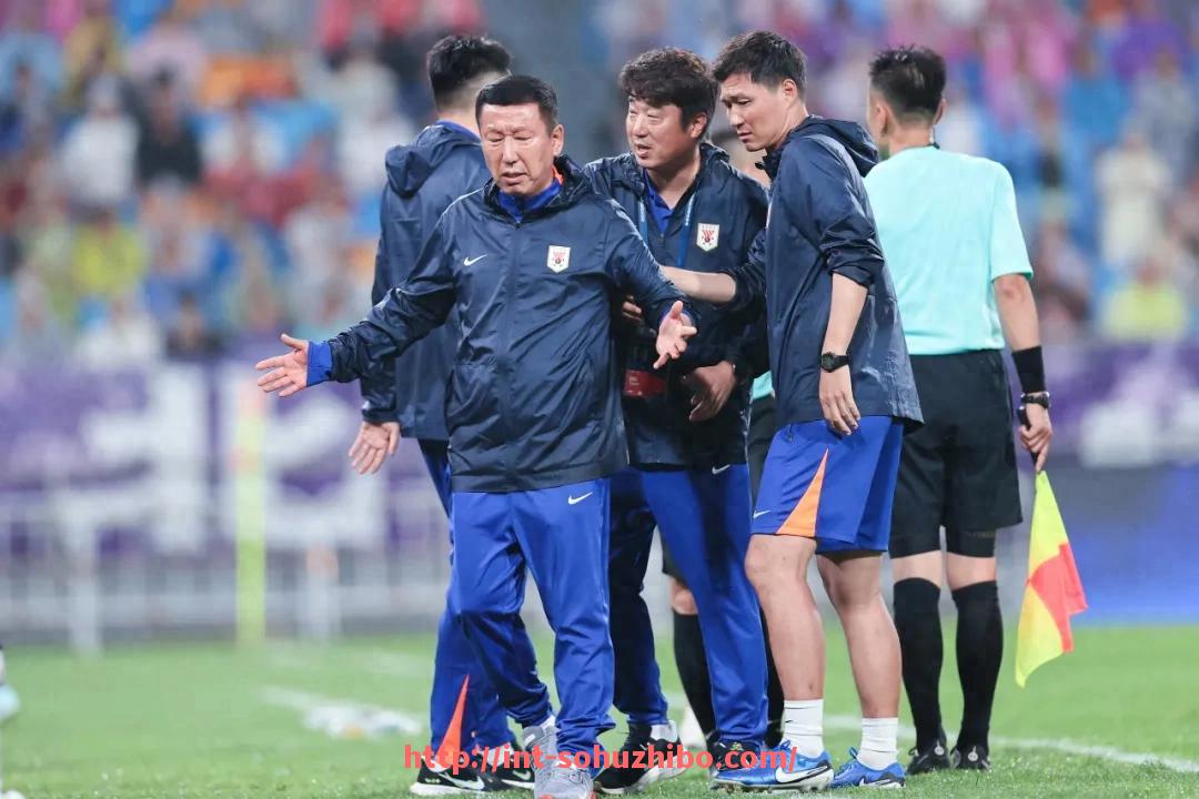 搜狐体育直播-NBA季后赛中，球队如何通过轮换阵容保持体能和战斗力？（nba轮换阵容是什么意思）