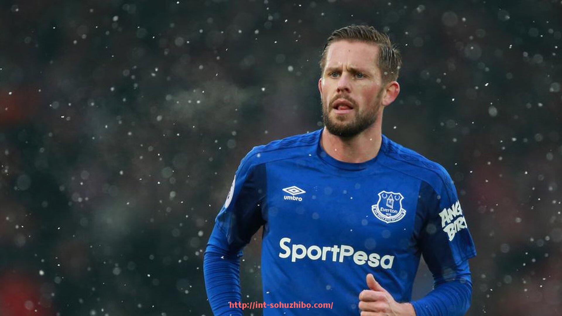 搜狐体育直播-世俱杯球队进攻人数控制机制:高密度进攻与防守平衡博弈